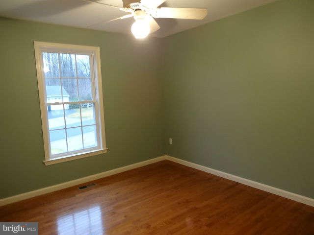 24413 Fossen Road Damascus, MD 20872 - Photo 20 of 30 Bedroom