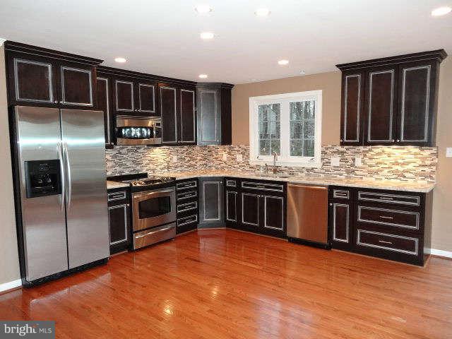 24413 Fossen Road Damascus, MD 20872 - Photo 5 of 30 Kitchen