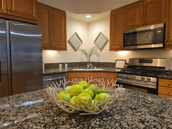 $645,000 | 21345 Hawthorne Boulevard, Unit 114, Torrance, CA 90503