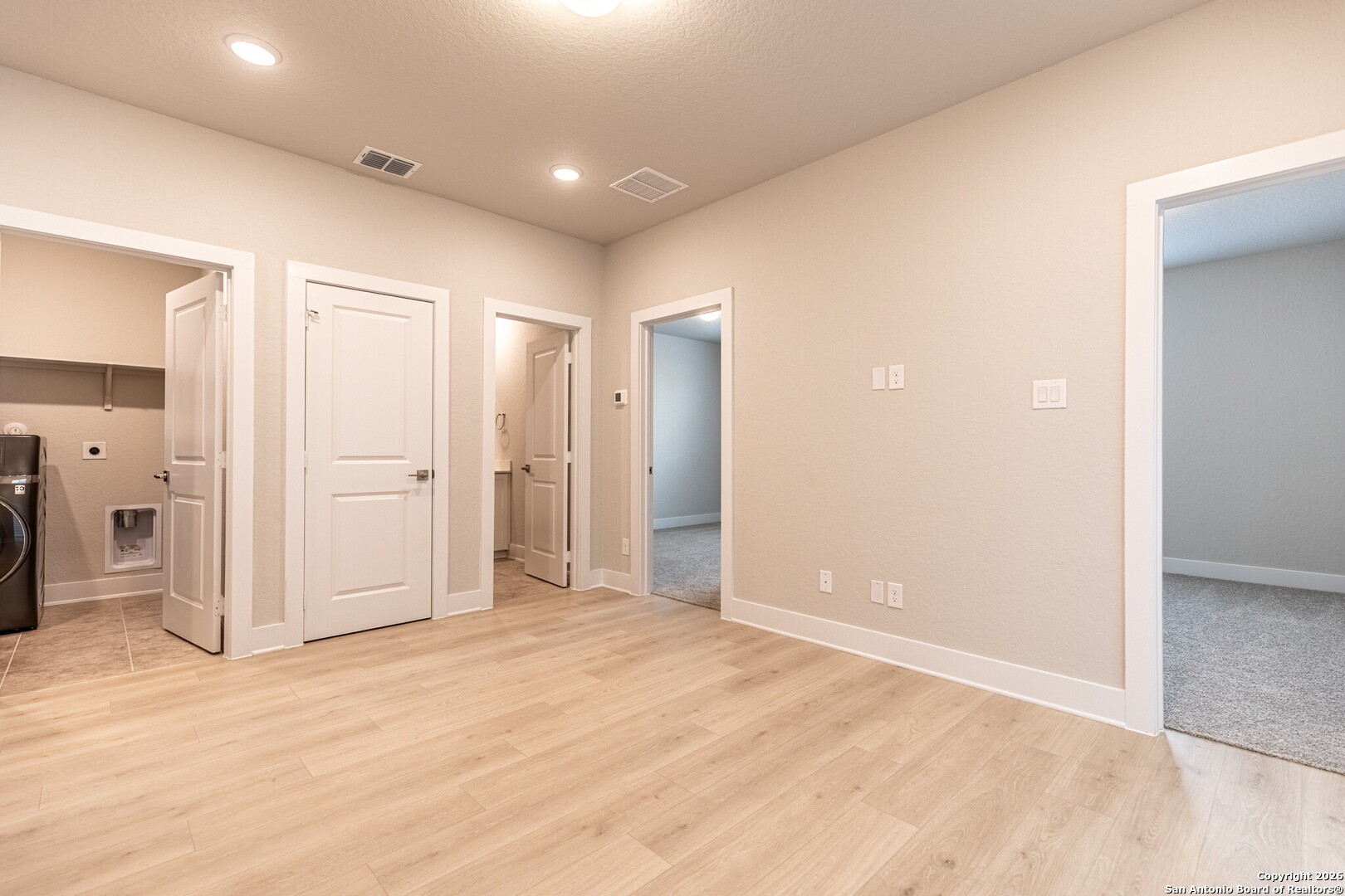 6464 Babcock Road, Unit 303 San Antonio, TX 78249 - Photo 28 of 39