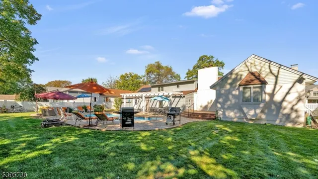 $699,000 | 35 Mountain Avenue, Pequannock, NJ 07444