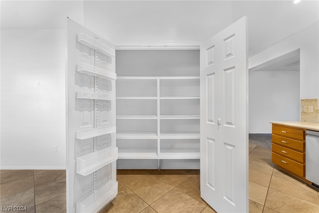 3039 Hickory Valley Road Henderson, NV 89052 - Photo 11 of 28 Gallery Image 11