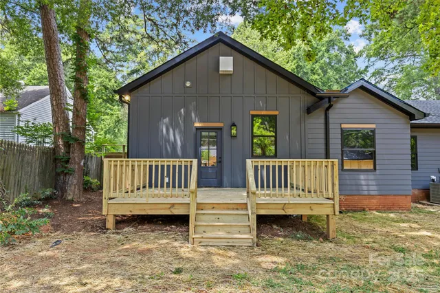 $687,500 | 2525 Lumina Avenue, Charlotte, NC 28208