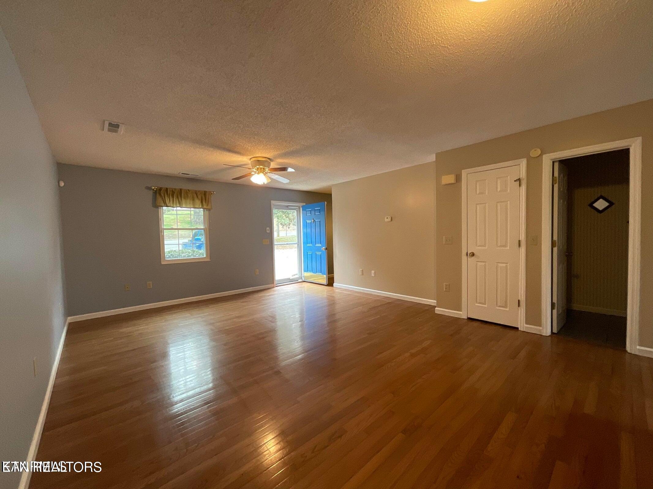 101 Forrest Avenue Athens, TN 37303 - Photo 7 of 21 IMG_1188