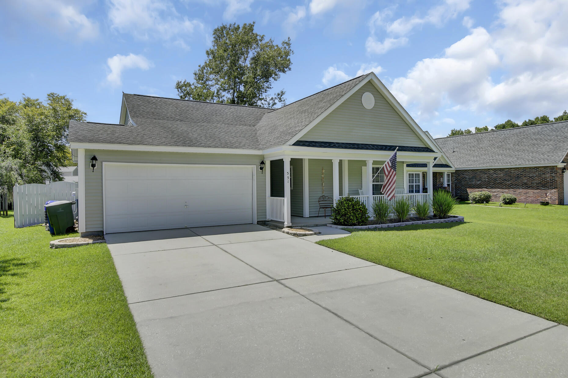 551 Carters Grove Road Charleston, SC 29414 - Photo 3 of 44 3
