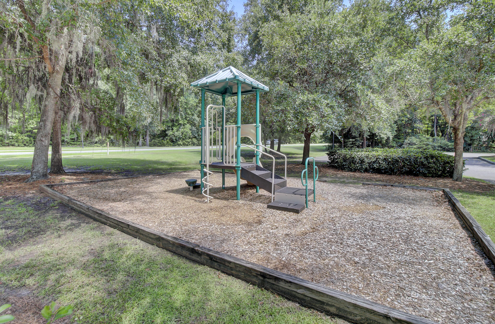 551 Carters Grove Road Charleston, SC 29414 - Photo 35 of 44 5