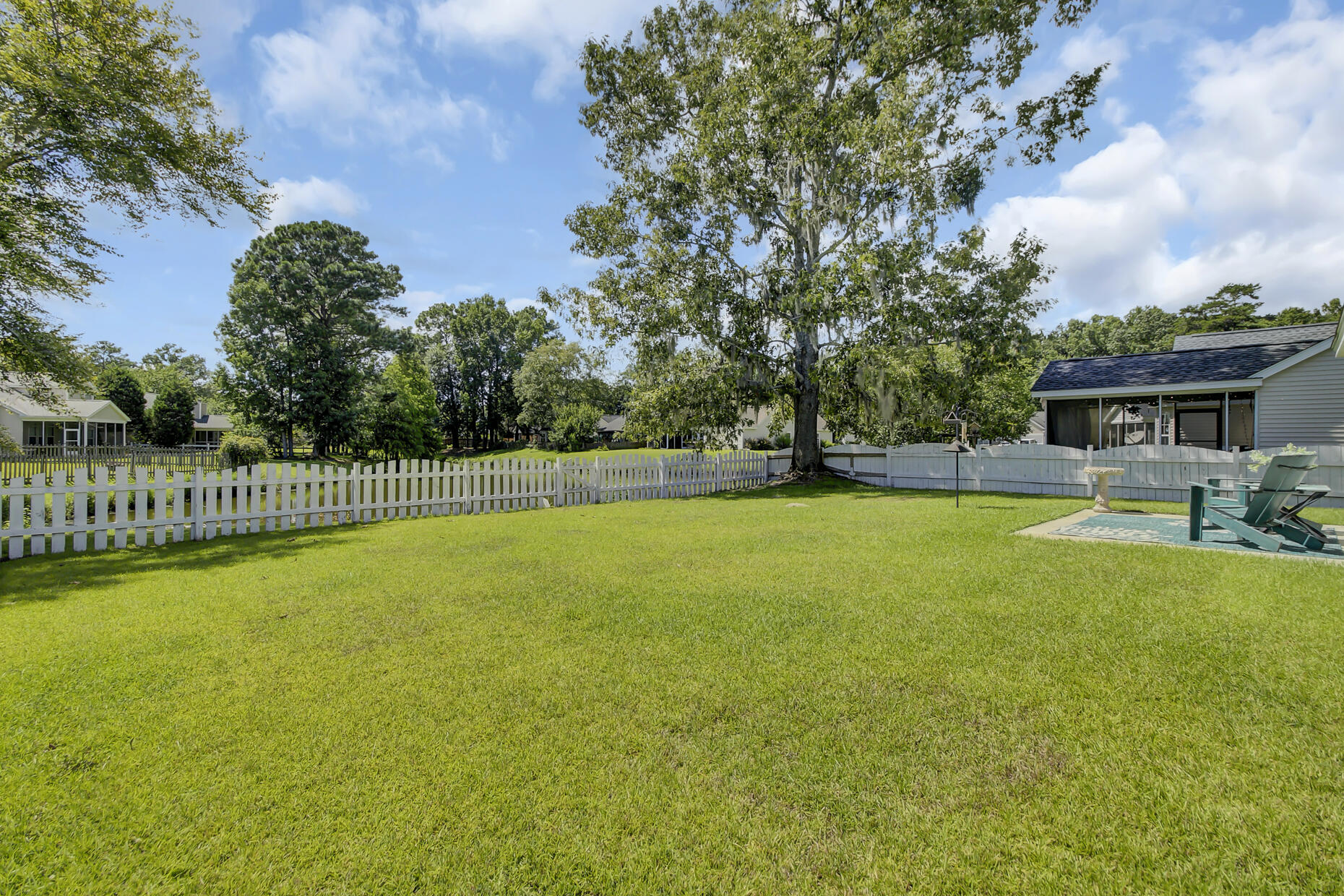 551 Carters Grove Road Charleston, SC 29414 - Photo 6 of 44 30