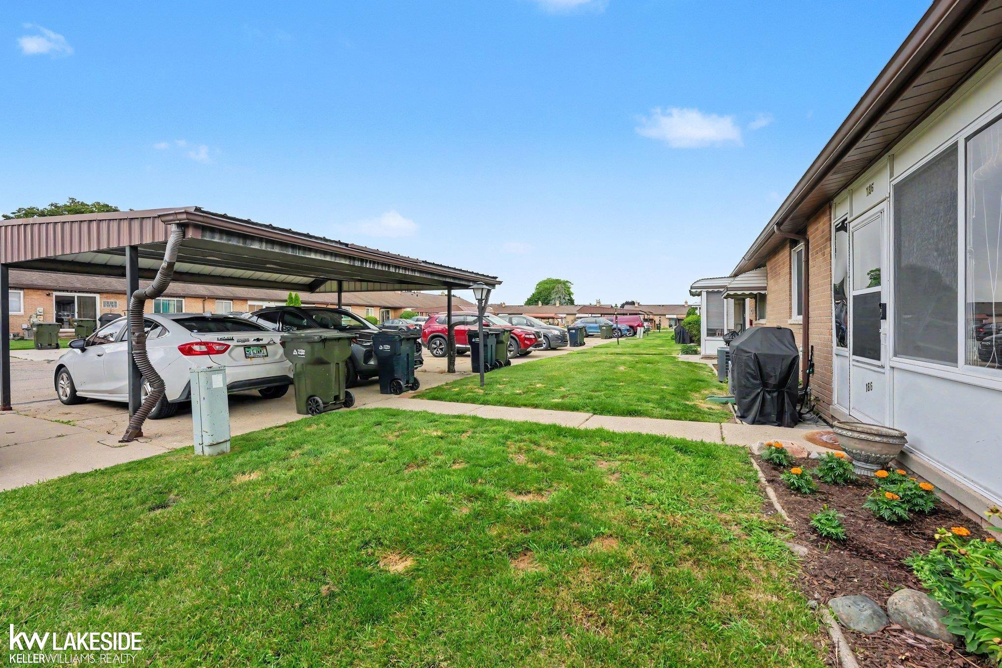 8401 18 18 Mile Road, Unit 186 Sterling Heights, MI 48313 - Photo 26 of 27