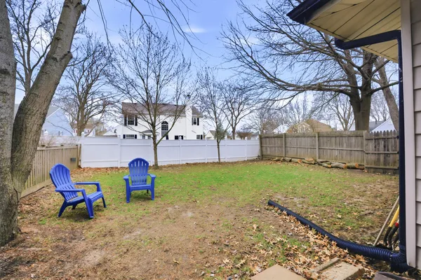 $345,000 | 201 West Streamwood Boulevard, Streamwood, IL 60107