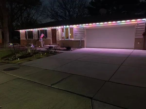 $345,000 | 201 West Streamwood Boulevard, Streamwood, IL 60107