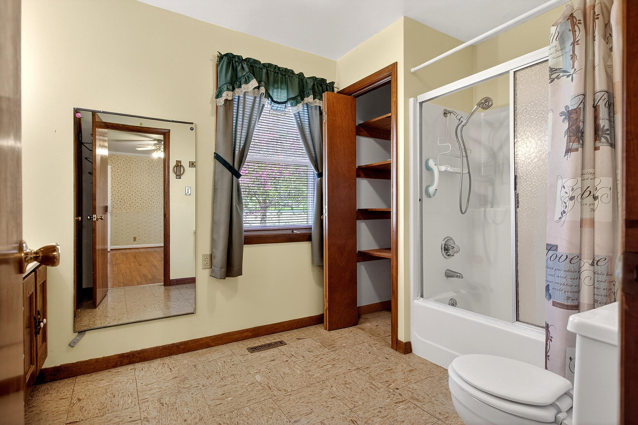 176 Old Charleston Road Northeast Cleveland, TN 37312 - Photo 31 of 45 020_349A0266.CR3