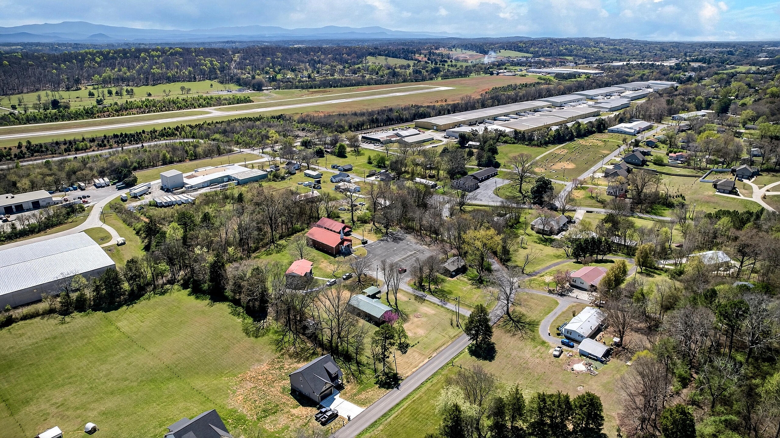 176 Old Charleston Road Northeast Cleveland, TN 37312 - Photo 41 of 45 040_DJI_0097