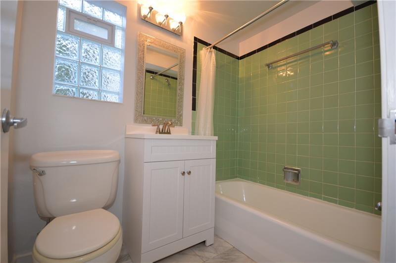 807 Valleyview Road Pittsburgh, PA 15243 - Photo 24 of 25 Another amazing bathroom!