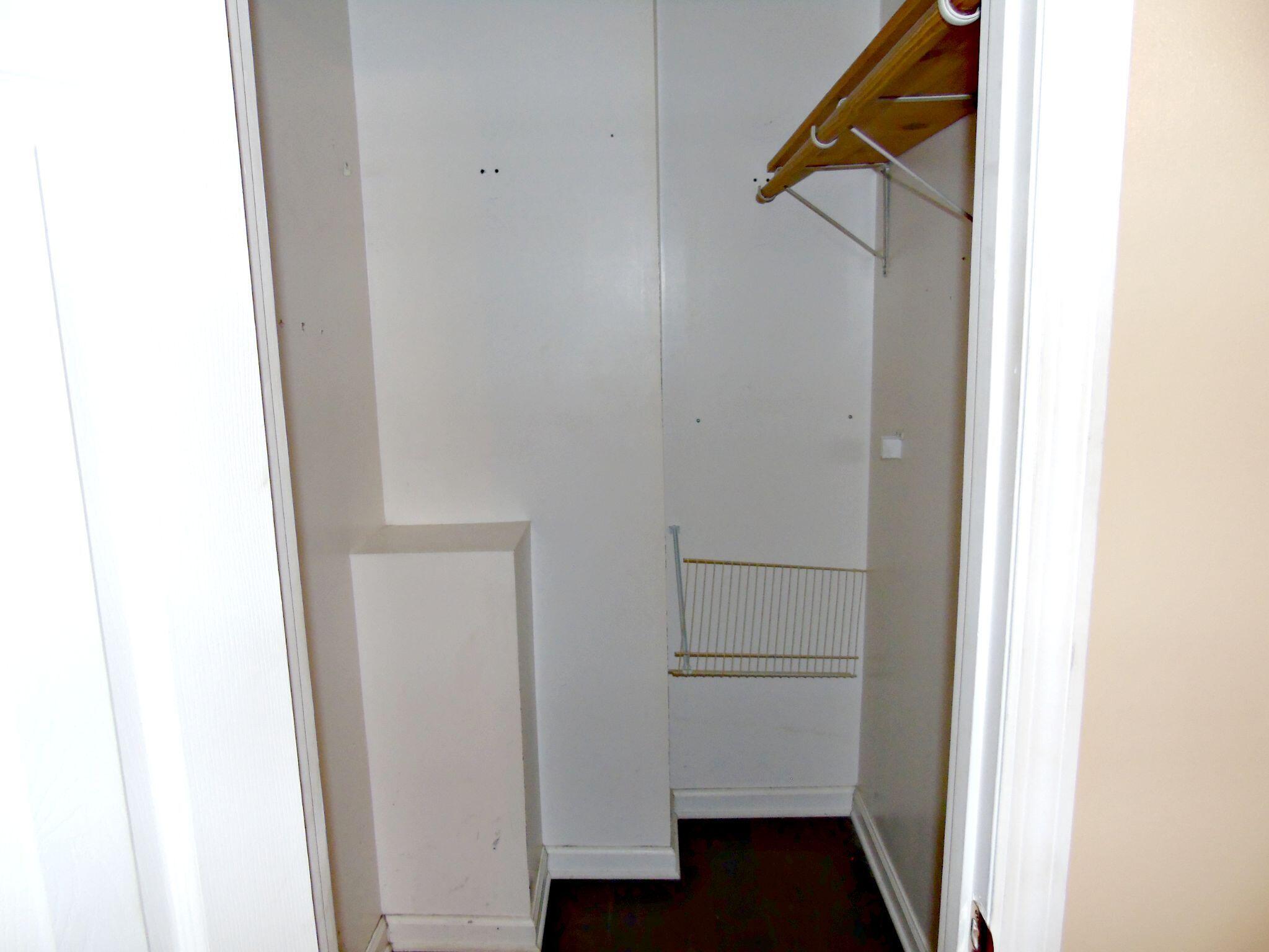 155 Spring Valley Lane Ringgold, GA 30736 - Photo 10 of 32 Walk-in closet main bedroom