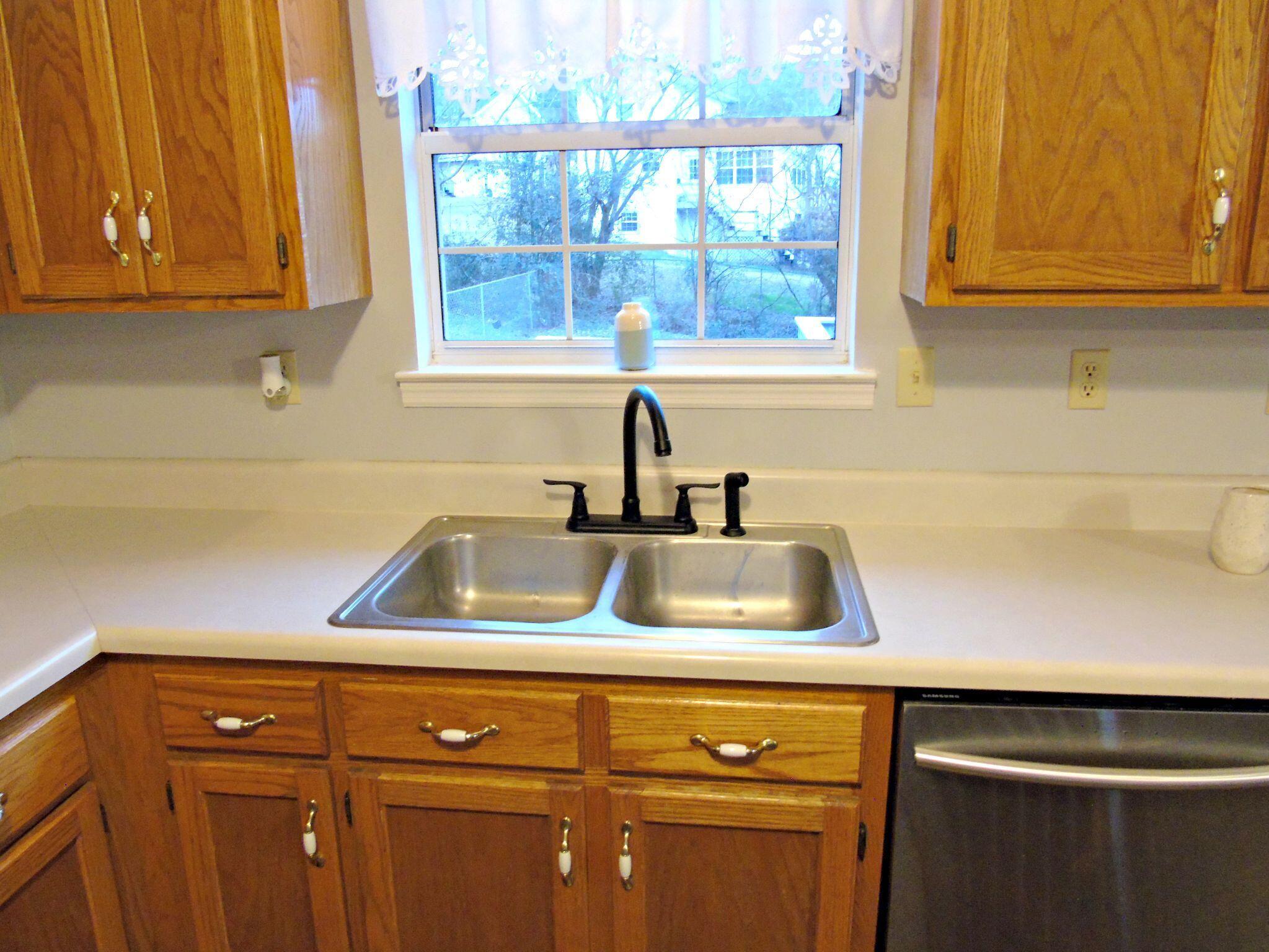 155 Spring Valley Lane Ringgold, GA 30736 - Photo 35 of 45 New faucets
