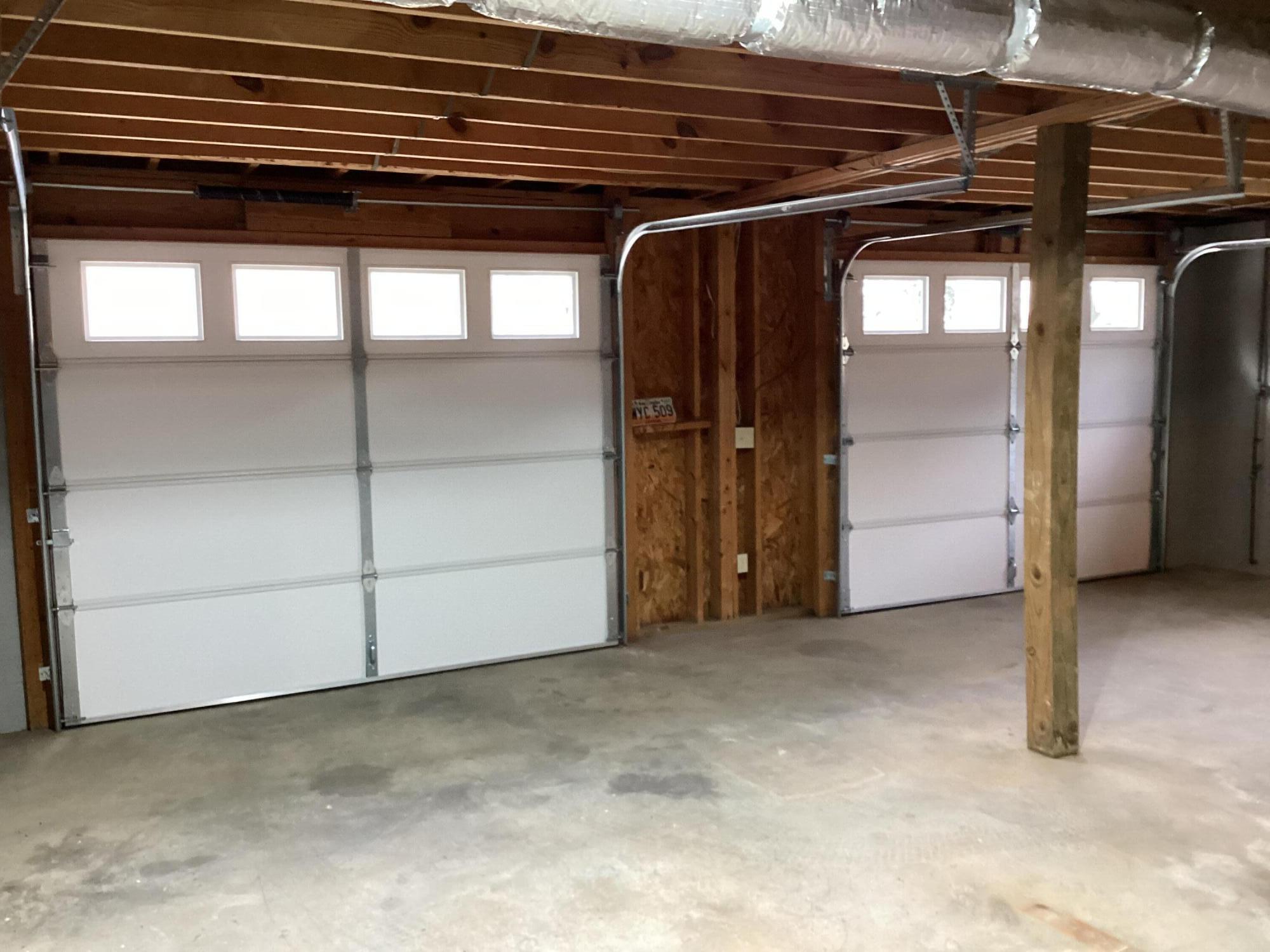 155 Spring Valley Lane Ringgold, GA 30736 - Photo 43 of 45 NEW garage doors 2025