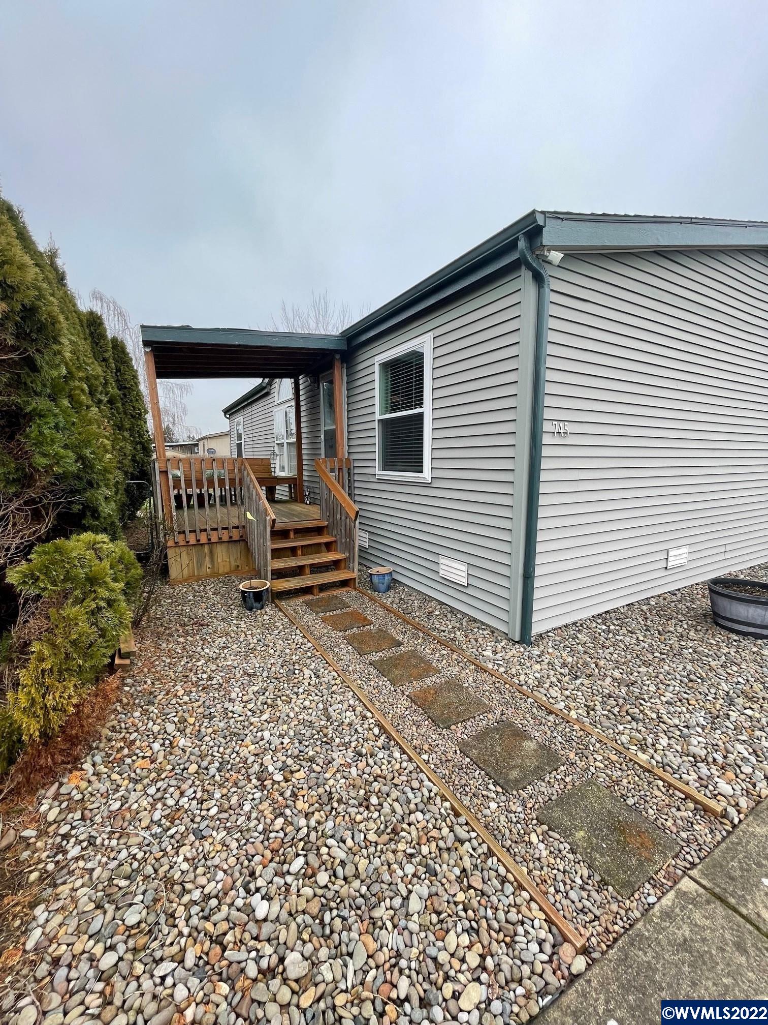 745 South Grice Loop Jefferson, OR 97352 - Photo 1 of 13 Gallery Image 1