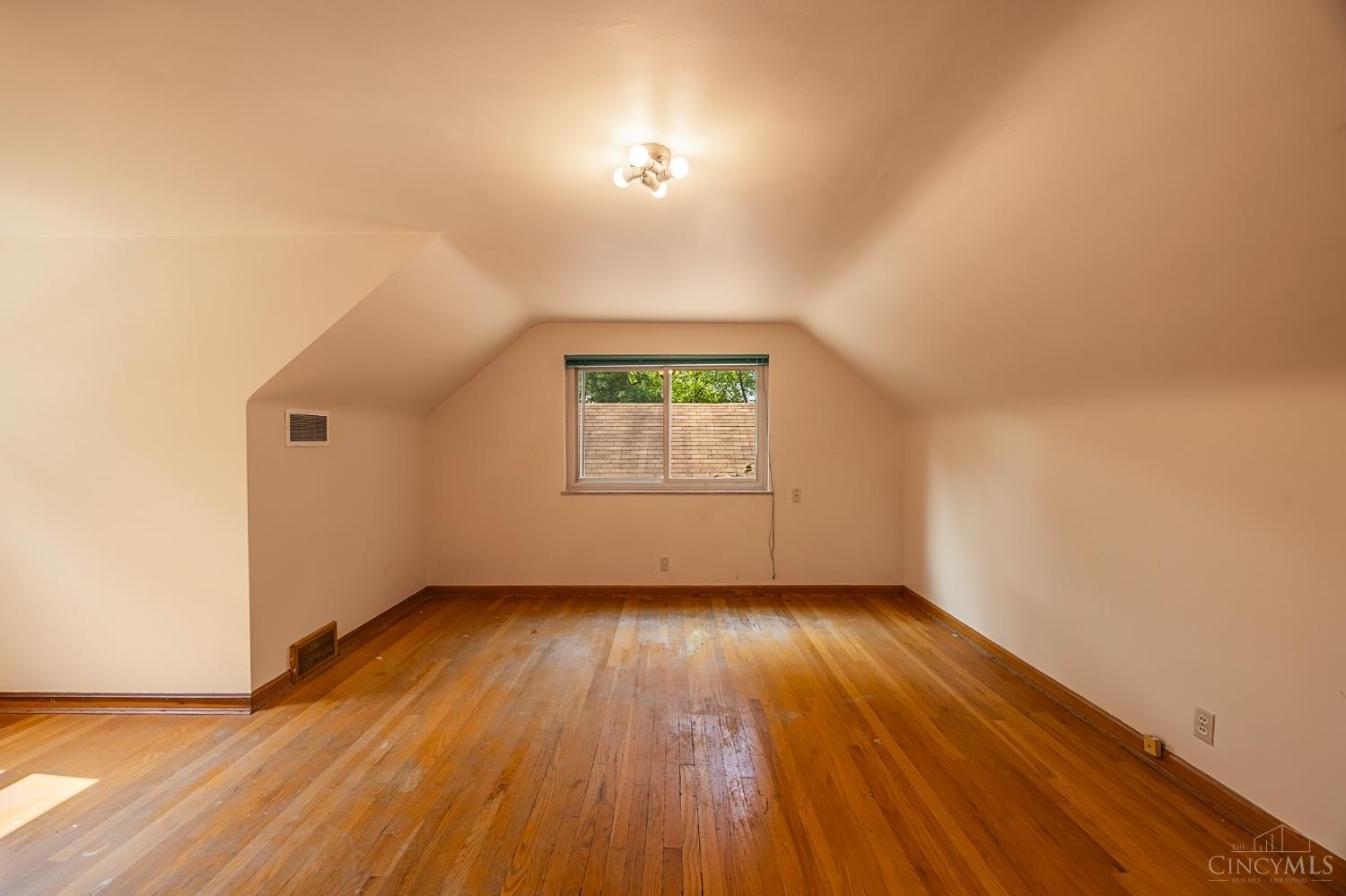 5046 Race Road Cincinnati, OH 45211 - Photo 30 of 56