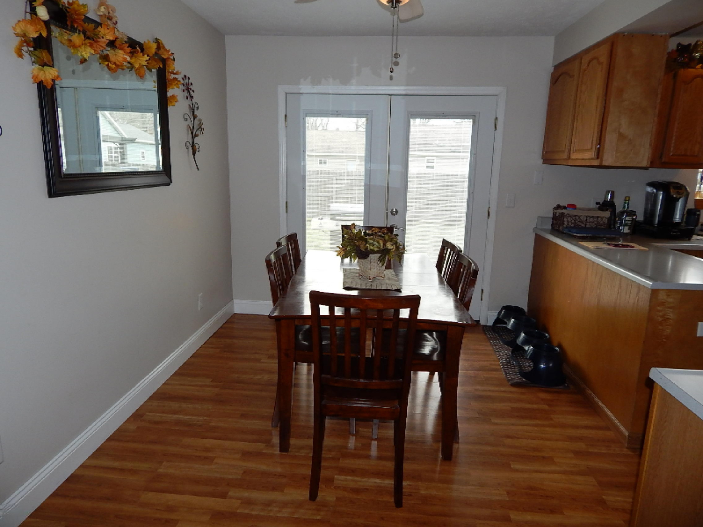 1118 Krum Avenue Three Rivers, MI 49093 - Photo 6 of 16 dining 2