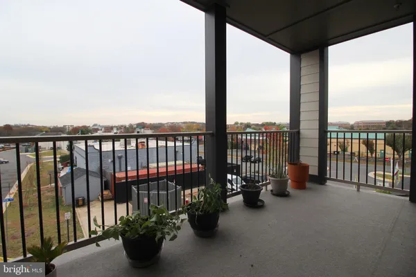 $635,000 | 45942 Raven Terrace, Sterling, VA 20165