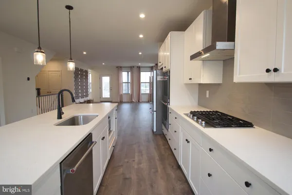 $635,000 | 45942 Raven Terrace, Sterling, VA 20165