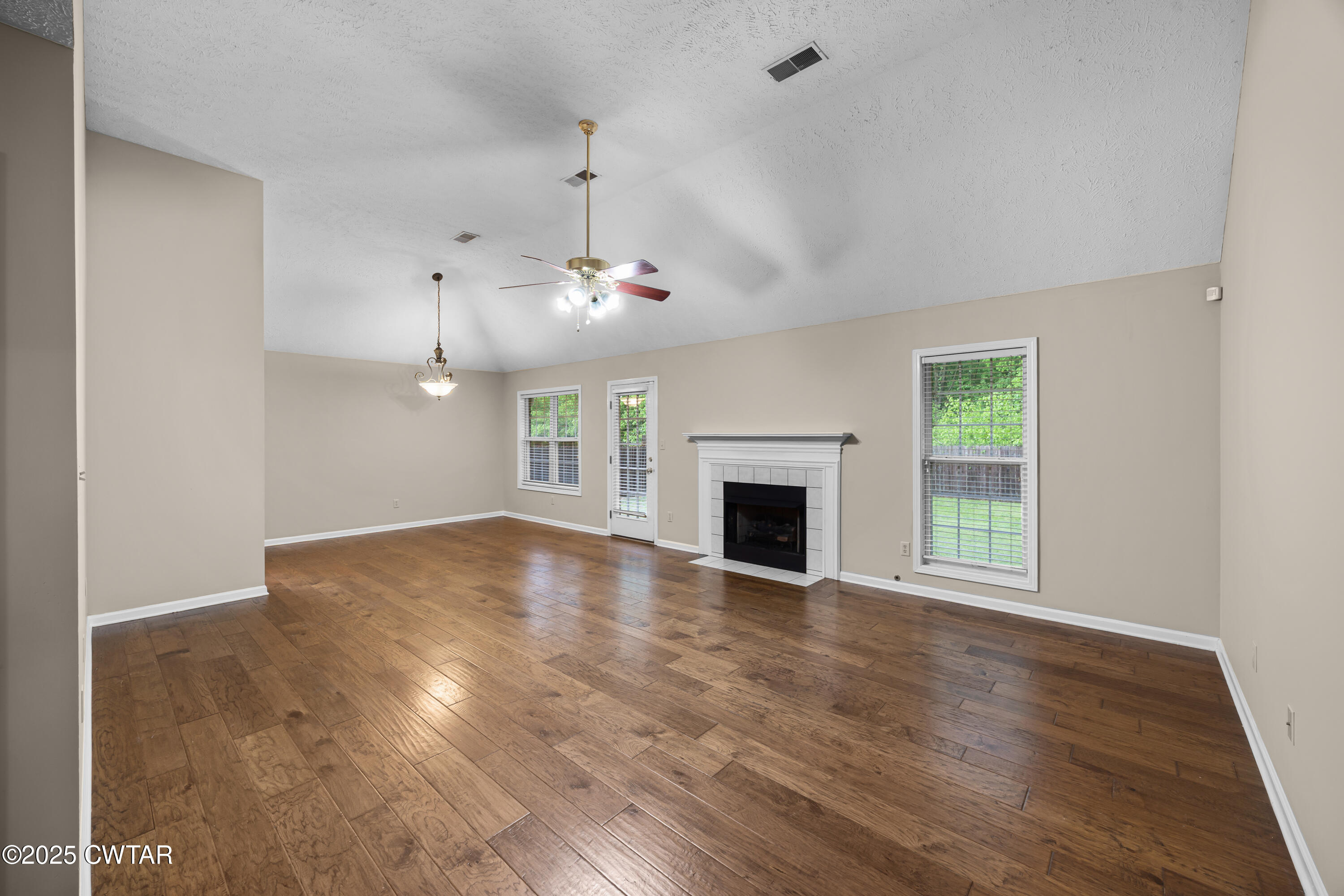 98 Cotton Ridge Drive Jackson, TN 38305 - Photo 4 of 20 E02A8665