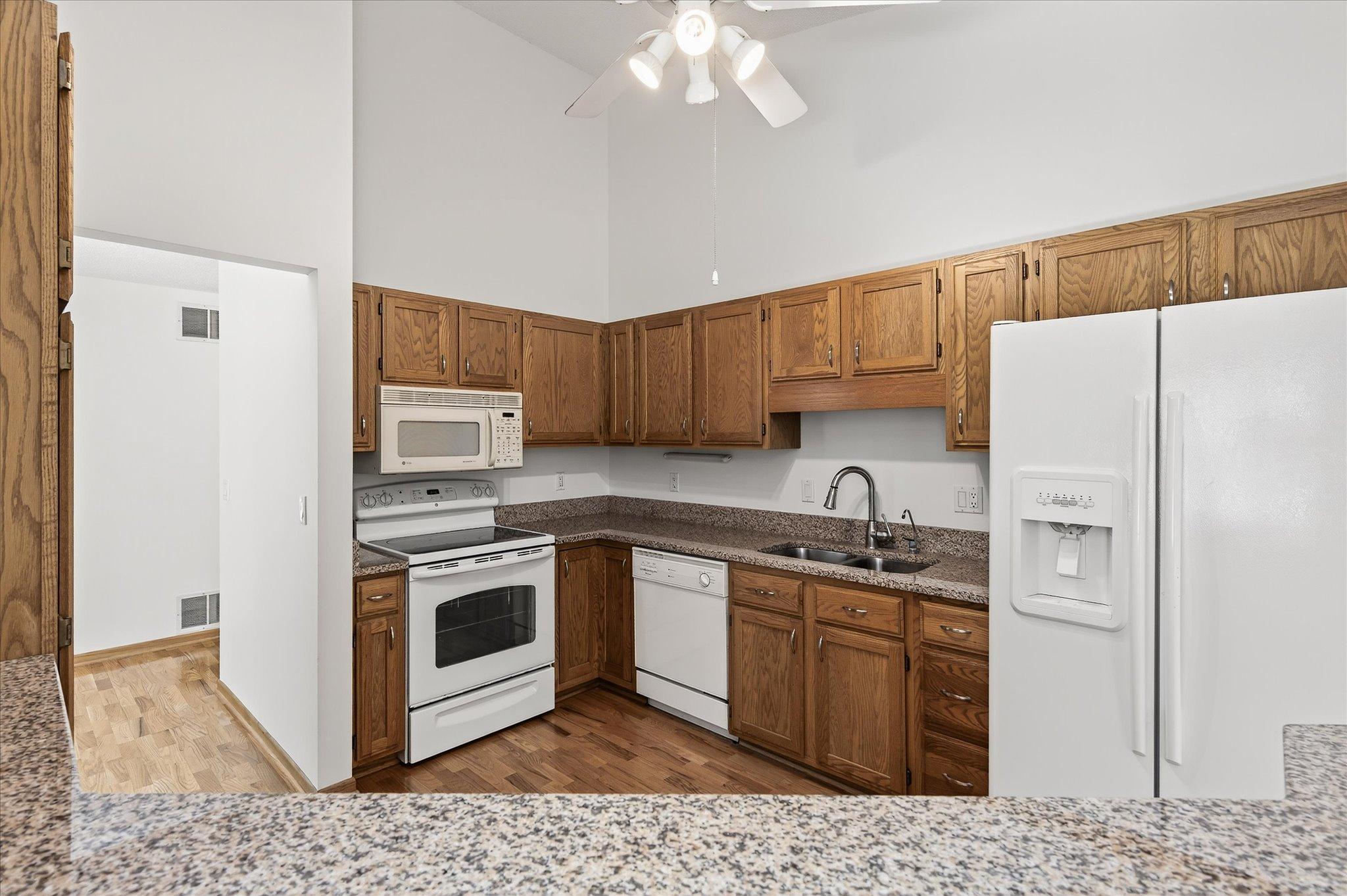 3551 Blue Jay Way, Unit 201 Eagan, MN 55123 - Photo 23 of 38