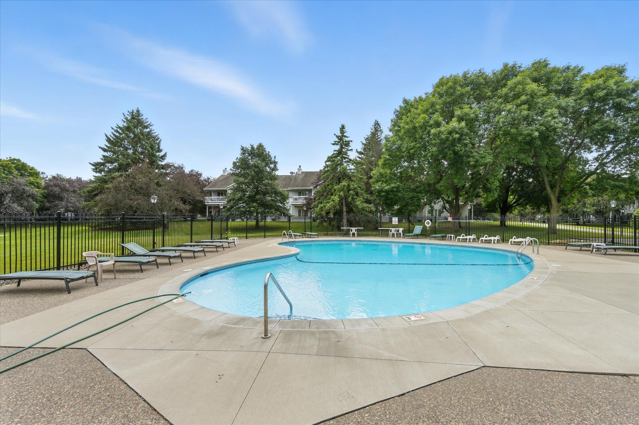 3551 Blue Jay Way, Unit 201 Eagan, MN 55123 - Photo 34 of 38