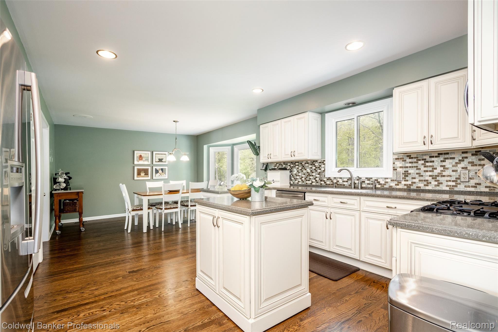 45946 Cider Mill Road Novi, MI 48374 - Photo 22 of 46 45946 Cider Mill L026.jpg