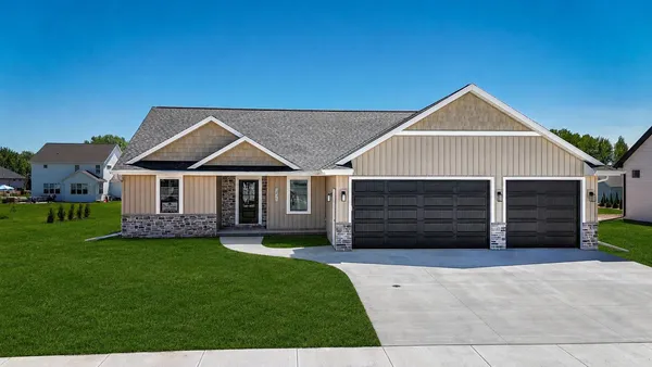 $599,900 | W5845 Roundstone Place, Menasha, WI 54952