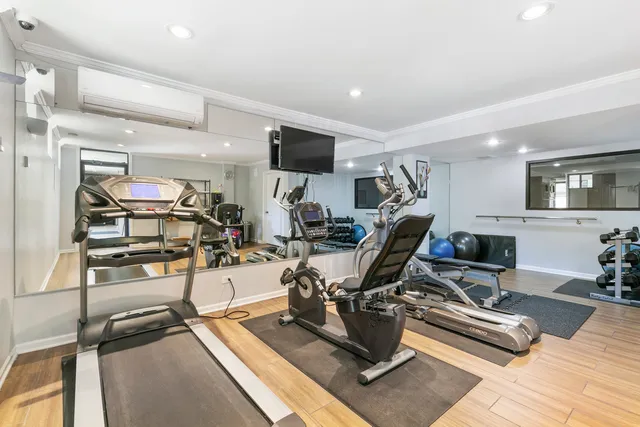 $1,785 | 6001 North Kenmore Avenue, Unit 511, Chicago, IL 60660