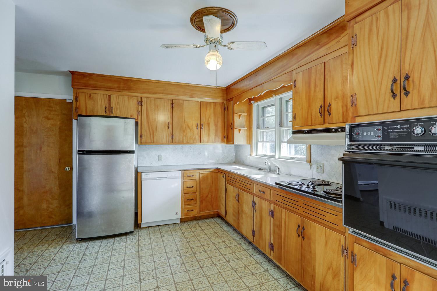 1010 Bluegrass Road Lancaster, PA 17601 - Photo 16 of 29 Gallery Image 16