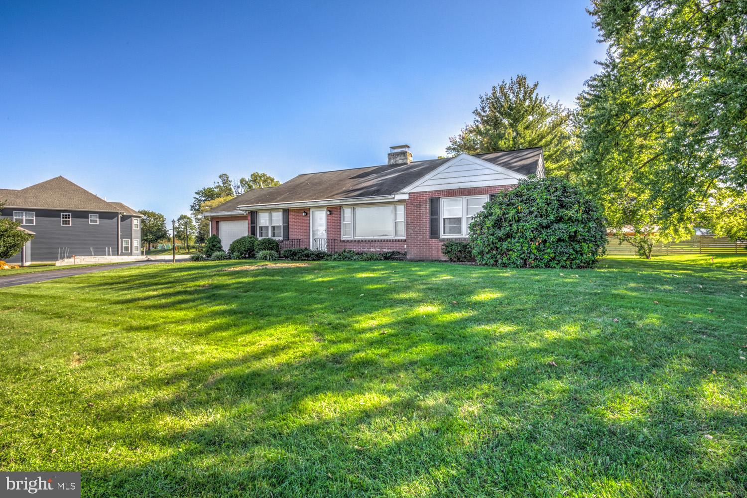 1010 Bluegrass Road Lancaster, PA 17601 - Photo 5 of 29 Gallery Image 5