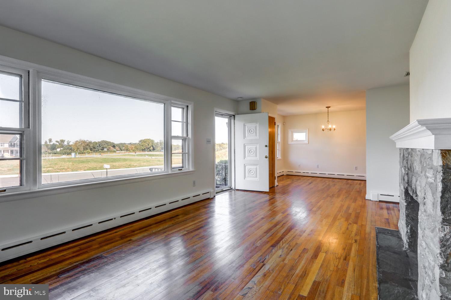 1010 Bluegrass Road Lancaster, PA 17601 - Photo 10 of 29 Gallery Image 10