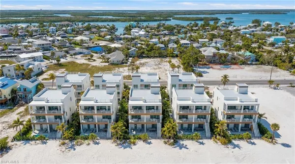 $10,502,000 | 5256 Estero Boulevard, Fort Myers Beach, FL 33931