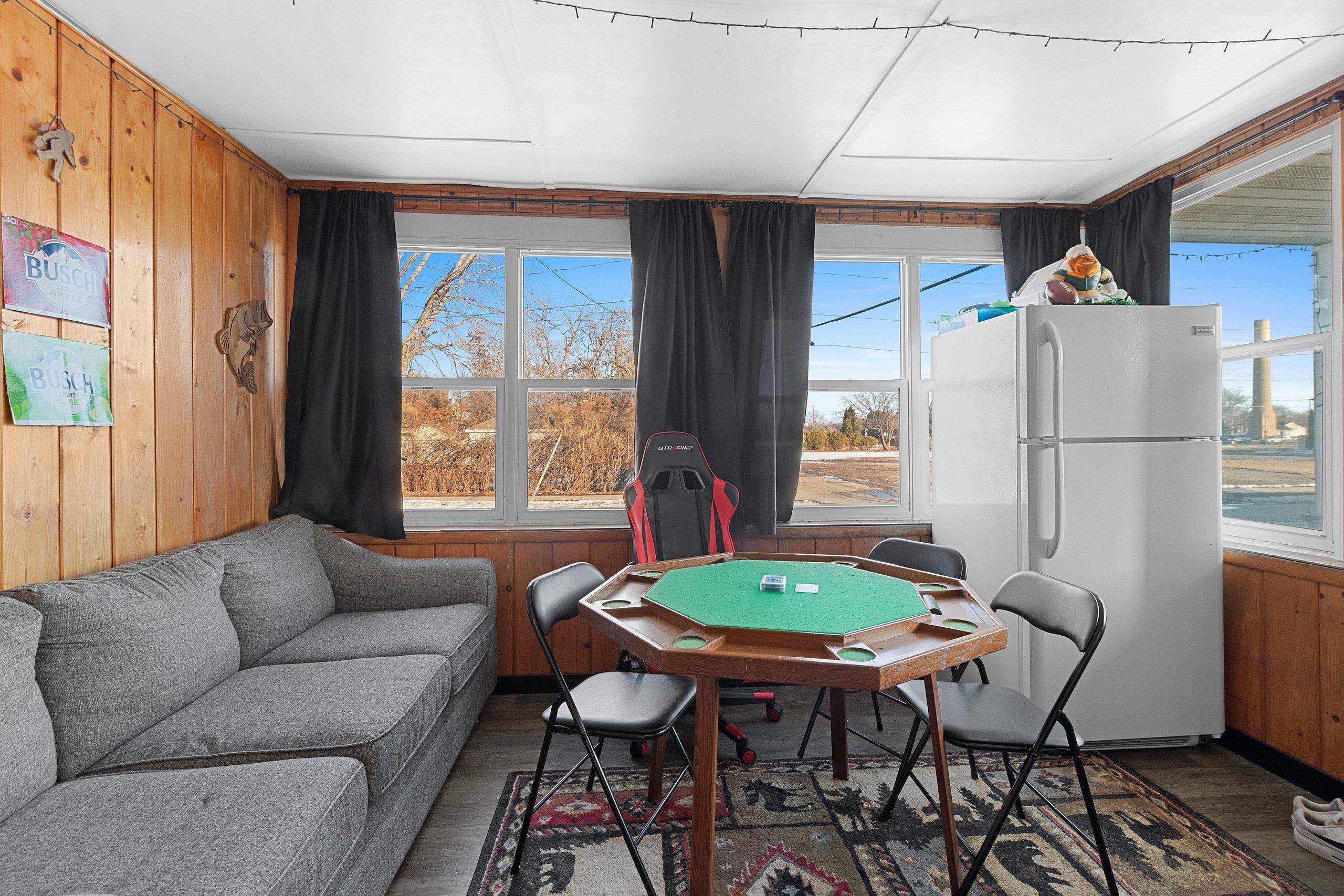 1419 Fox Street Oshkosh, WI 54902 - Photo 15 of 44