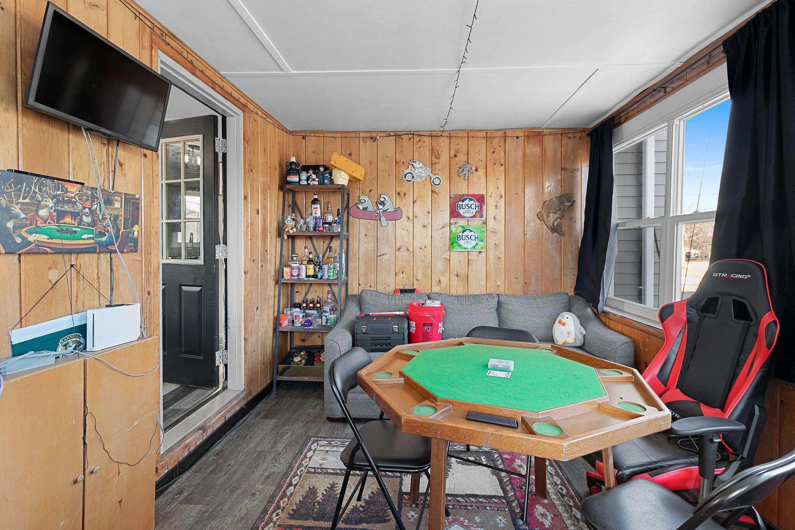 1419 Fox Street Oshkosh, WI 54902 - Photo 17 of 44