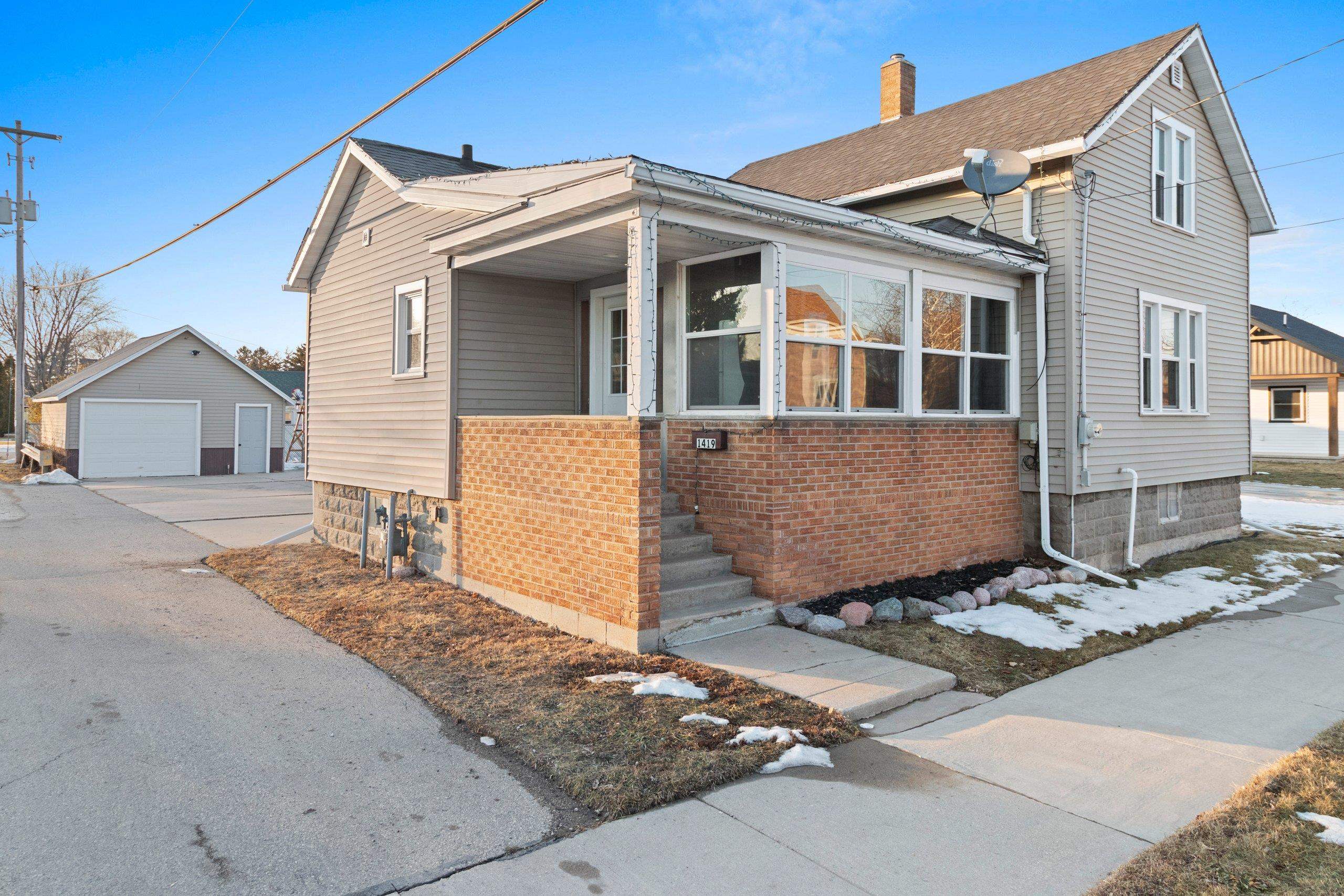 1419 Fox Street Oshkosh, WI 54902 - Photo 33 of 44