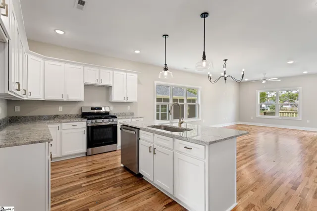 $394,611 | 18 North Georgia Avenue, Greenville, SC 29611