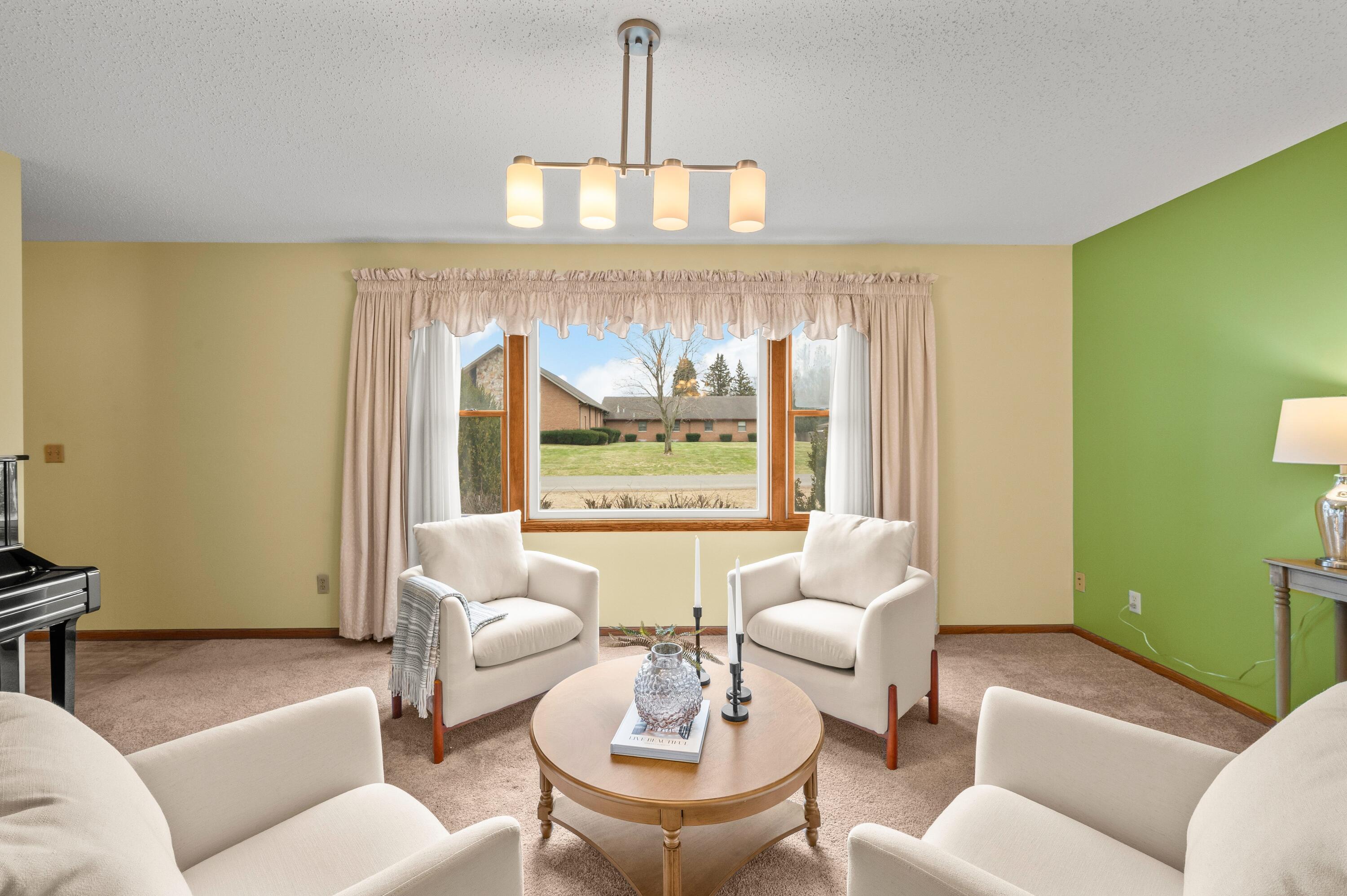 765 Oakridge Road St. Joseph, MI 49085 - Photo 6 of 50 06DSC_4115