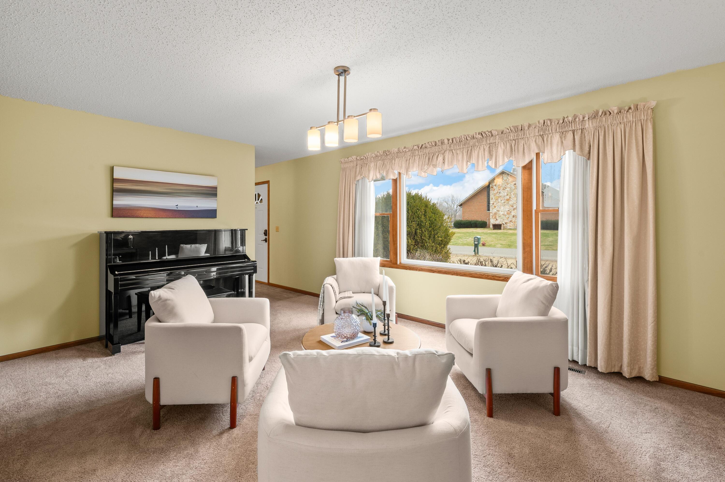 765 Oakridge Road St. Joseph, MI 49085 - Photo 7 of 50 07DSC_4121