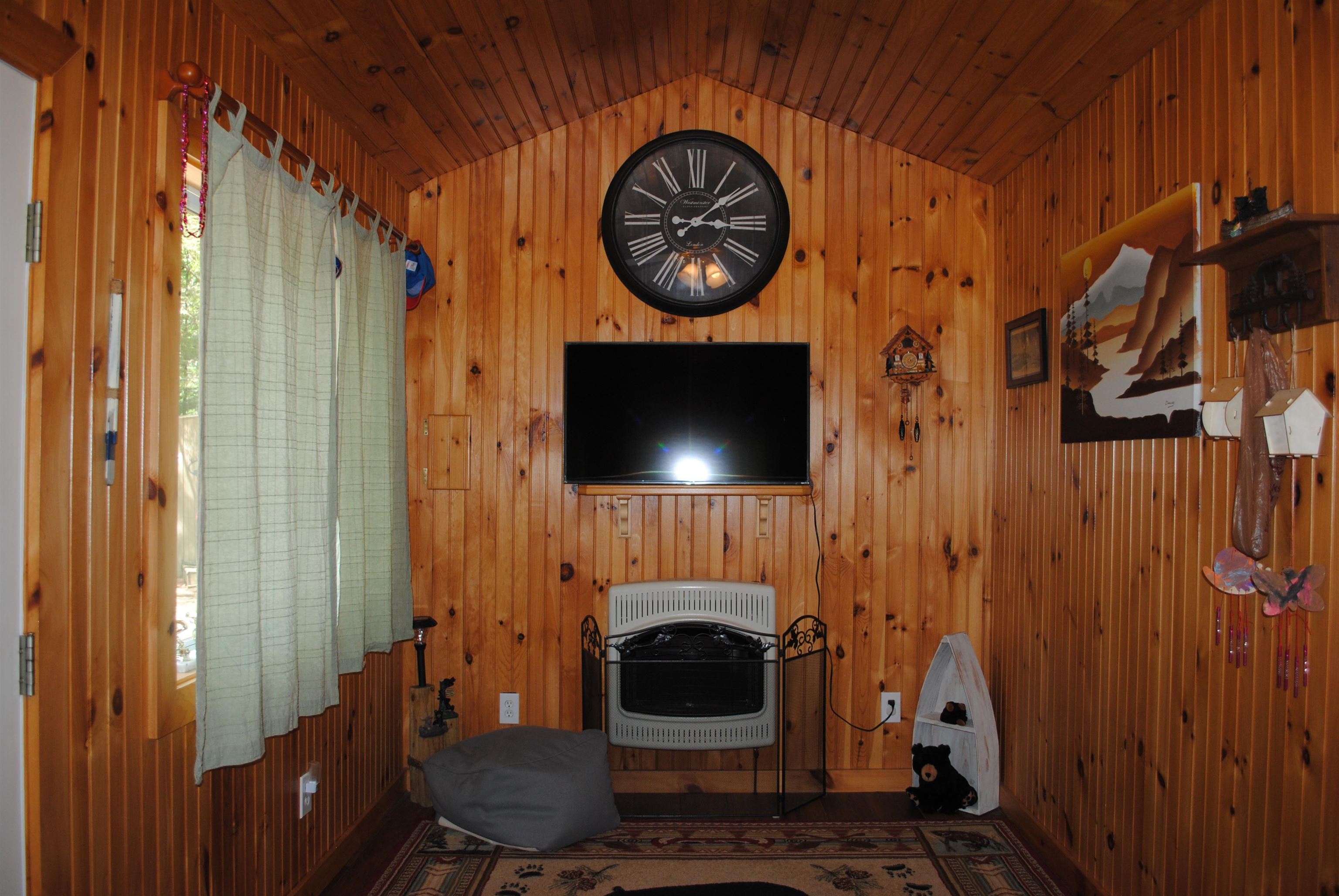 72 Lanes End Road Tuftonboro, NH 03850 - Photo 12 of 19 Gallery Image 12