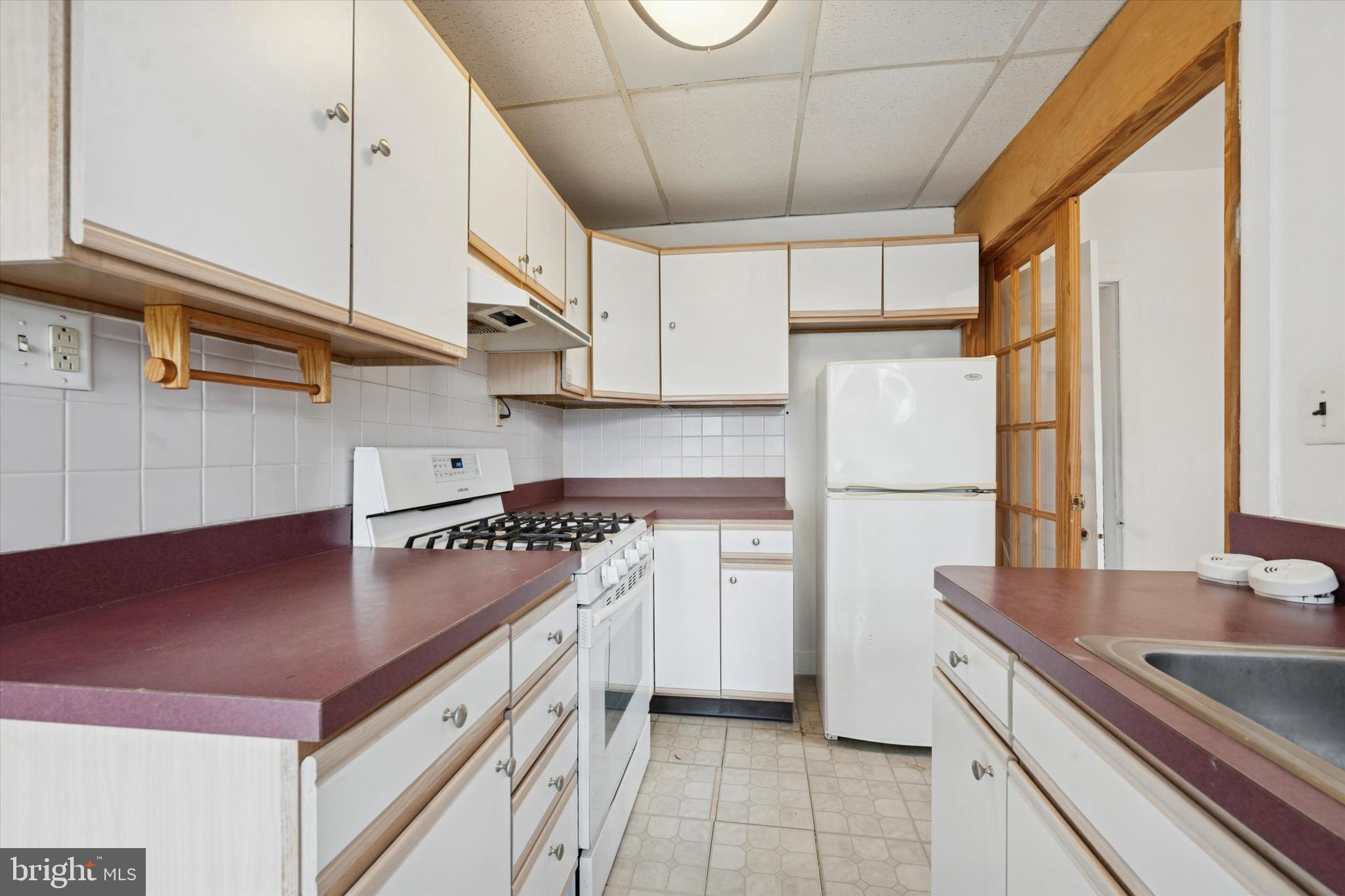 214-216 Beech Road Wallingford, PA 19086 - Photo 7 of 25