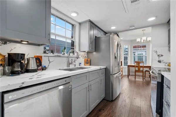 $289,900 | 600 Bagby Avenue, Unit 7E, Waco, TX 76706
