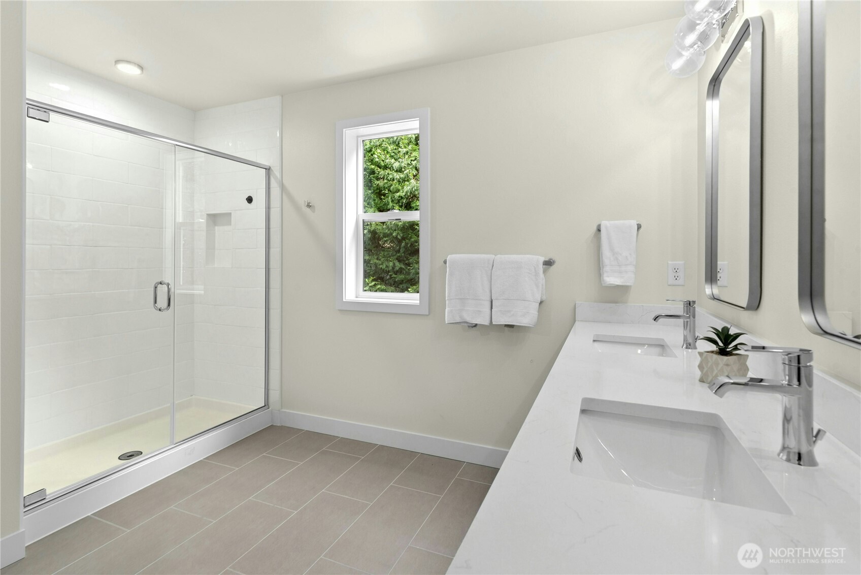 118 171st Place Southwest, Unit B Bothell, WA 98012 - Photo 15 of 29