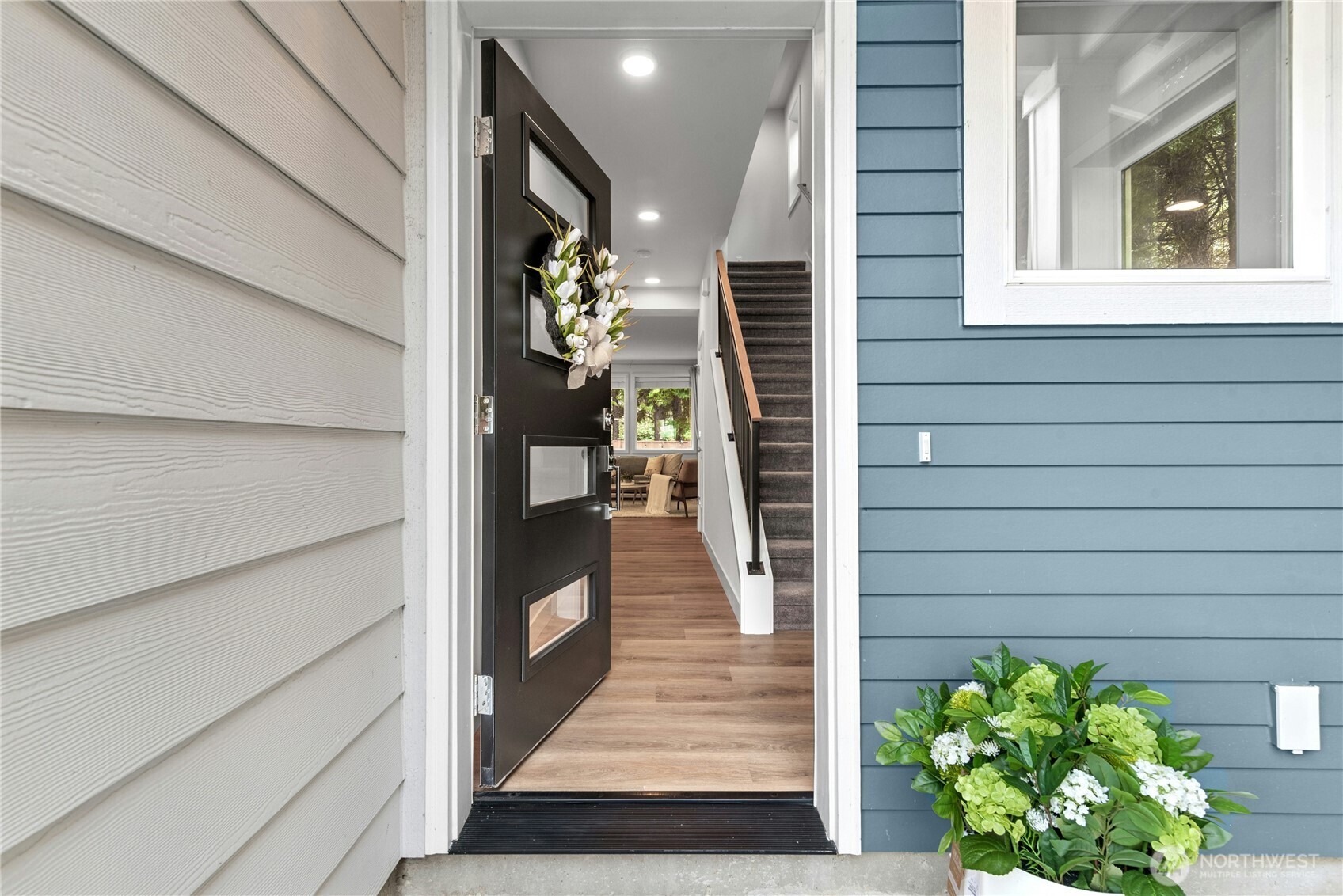 118 171st Place Southwest, Unit B Bothell, WA 98012 - Photo 3 of 29