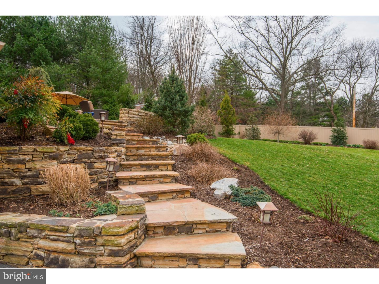 4 Winding Way Wayne, PA 19087 - Photo 3 of 25