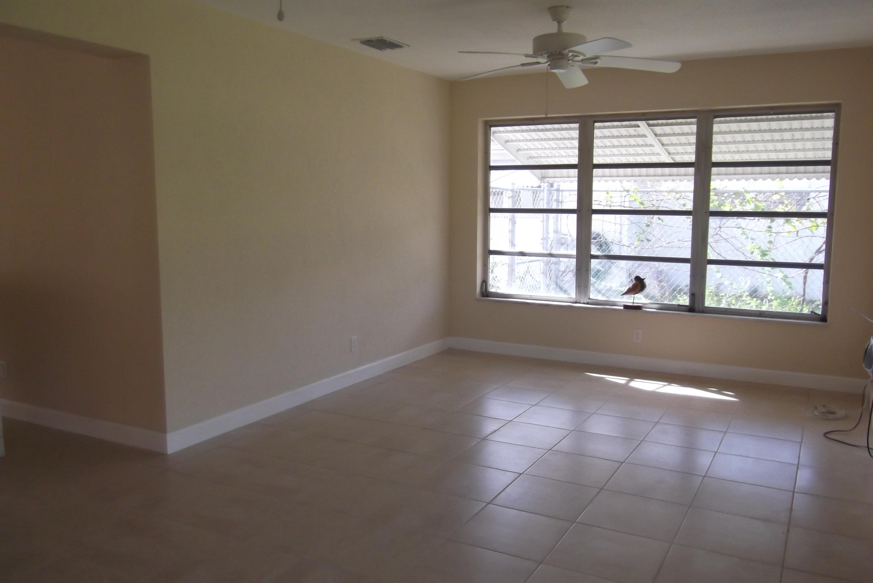249 Northeast 31st Street Boca Raton, FL 33431 - Photo 4 of 21 249 100