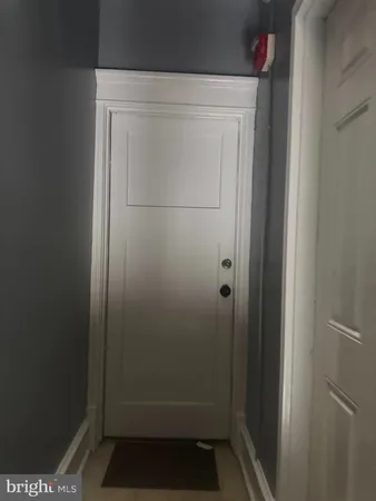 $1,000 | 6458 West Chester Park, Upper Darby, PA 19082