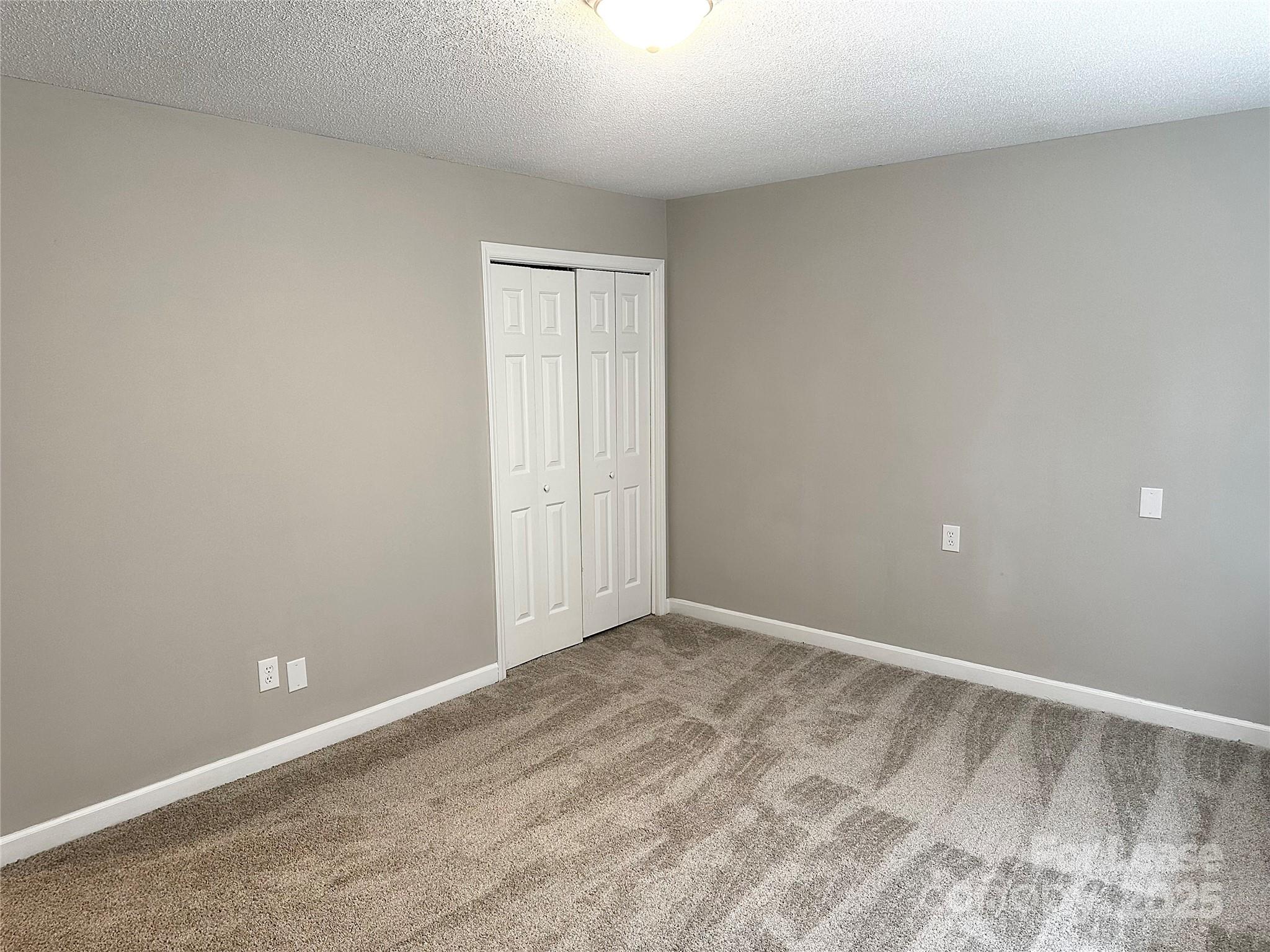 916 West 5th Avenue, Unit C Lexington, NC 27292 - Photo 18 of 24 a view of an empty room